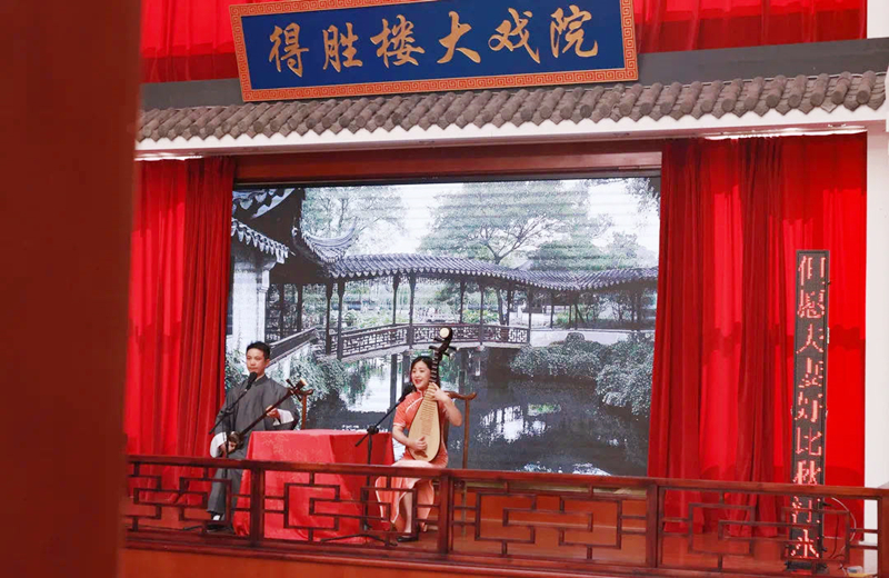 啤酒城、北茶商街“雙節(jié)”活動(dòng)活躍節(jié)日經(jīng)濟(jì)(圖5)